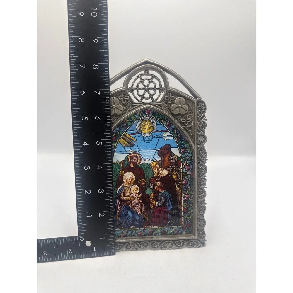 Bradford Exchange Divine Light Stained Glass Nativity Plate A Savior Is Born